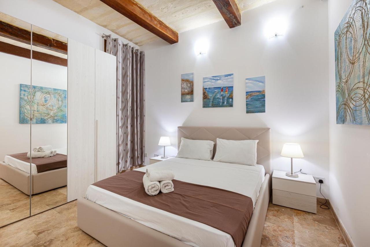 Designer Home With Comfy Sofa In Central Valletta By 360 Estates 外观 照片